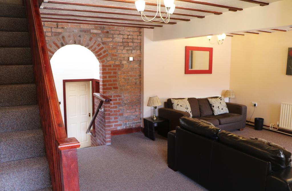 Bank Top Farm Cottages Stoke-on-Trent Eksteriør bilde